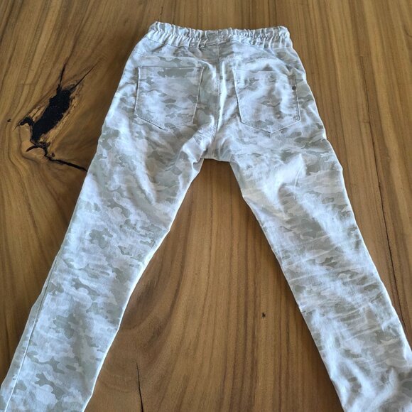 New New Bevy Flog Shely White / Silver Camo drawstring Pants Sz 25 - Picture 3 of 3